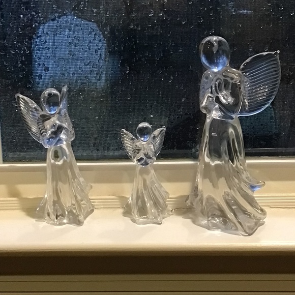 Enesco Other - Enesco 3 Crystal Praying Angels